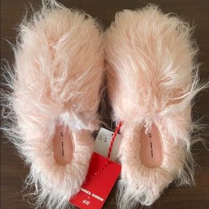 Angel Chen x H&M pink fluffy slippers